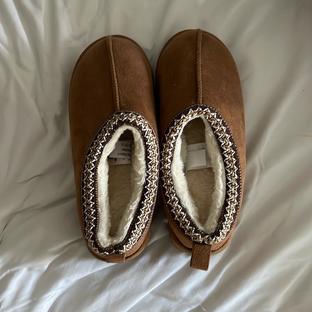 Ardene platform slippers